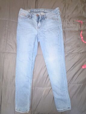 Calvin Klein Jeans Size 27 Light Wash Ankle Skinny Jeans